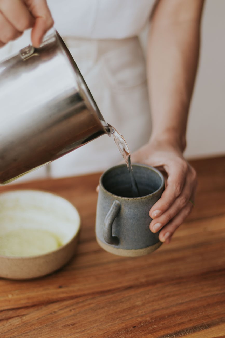 Living with Ease: 11 Simple Steps to Stop Making Life Harder Than It&nbsp;Is